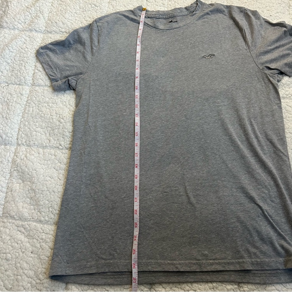 Hollister Gray Short Sleeve Tee - Picture 6 of 10
